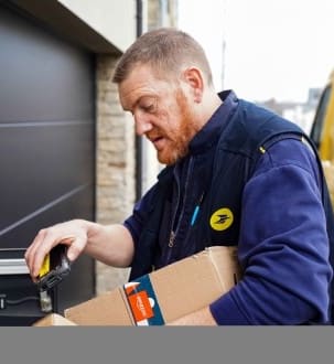 La Poste s'apprête à trier et livrer plus de 100 millions de Colissimo pour Noël