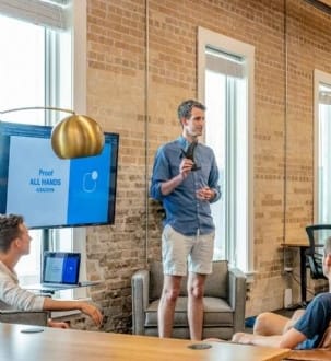 Facilitez vos présentations et vos supports de vente : comment Smallpdf optimise vos documents commerciaux