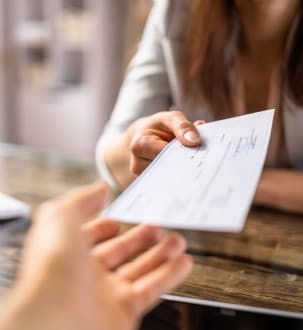 Salaires 2025 : les entreprises serrent la vis !