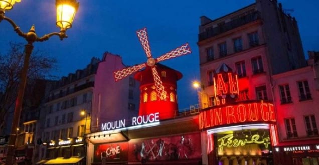 Le Moulin Rouge et sa revue « Féerie », la promesse d'une soirée inoubliable !