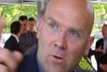 Bruno Bonnell quitte Infogrames, cède sa place à Patrick Leleu