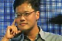 Jerry Yang remplace Terry Semel à la tête de Yahoo!