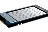 Chapitre.com offre un lecteur de livres électroniques pourvu de 100 titres