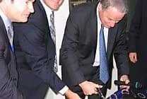 Dell inaugure son premier centre de solutions en France