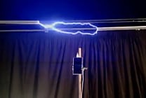 Insolite : Nokia recharge les téléphones grâce à la foudre