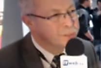 «Tous les mobiles sont sans contact sauf l'iPhone»