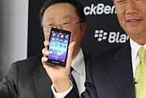 Blackberry offre 550 dollars pour convertir l'iPhone en Passport