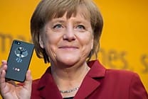 Effet Snowden : Angela Merkel troque son iPhone pour un Blackberry