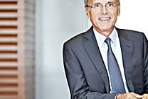 Le Pdg français de Sage prend sa retraite