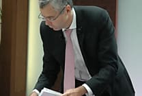 Indemnités de départ de Michel Combes : encore un effort