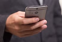 Les iPhone émettent plus d'ondes que les Samsung, dixit la Corée