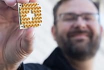 Intel avance dans l'informatique quantique avec un processeur 17-qubit