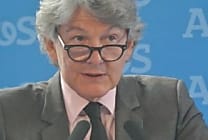 Sécurité numérique: Atos compte s'emparer de Gemalto