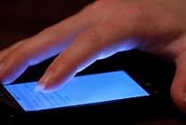 Des décharges électromagnétiques pour pirater à distance des téléphones
