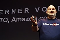 AWS Summit : Les DSI deviennent les Mister Q du Cloud