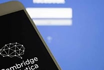 Facebook : Cambridge Analytica jette l'éponge