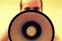 Assistant vocal basé sur l'IA : Google va procéder à des tests  [...]