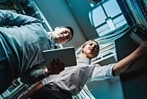 Emploi cadre : tensions persistantes dans le secteur informatique