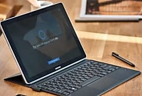 Windows 10 : Microsoft tente de rapprocher Cortana des entreprises