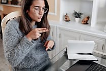 Le collectif AccesSourd se penche sur l'accessibilité téléphonique