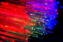 Haut débit : la fibre, point faible du futur service universel ?