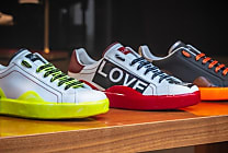 Sneakers : Quand les marques surfent sur le business de l'édition limitée