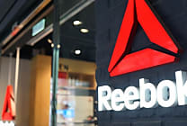Reebok vendu à Authentic Brands pour 2,1 milliards d'euros