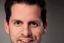 Apple nomme Timothy Campos DSI