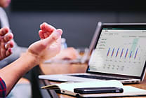 Outil de gestion 'tout-en-un' : la panacée dans un contexte d'austérité ?