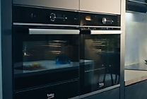 Beko s'encastre dans notre TV pour promouvoir sa nouvelle gamme