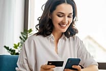 Les paiements des Français confirment l'envolée de l'e-commerce
