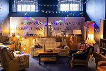 Airbnb propose de dormir une nuit dans la prison de Stranger Things