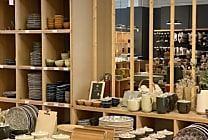 Alinea sauve les meubles et compte renouer avec la  [...]