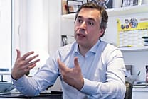 ' Il faut alléger la pression fiscale et réglementaire sur les ETI françaises '