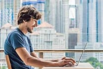 Zoom unifie son portefeuille de solutions pour une expérience  [...]