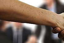 Faut-il mentionner votre activité en ligne sur votre CV ?