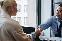Recrutement : comment se portent les secteurs du marketing et de la com' ?