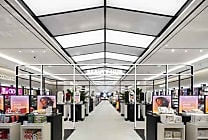 Sephora rouvre les portes de son magasin sur les Champs-Élysées