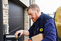 La Poste s'apprête à trier et livrer plus de 100 millions de Colissimo pour Noël