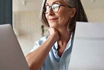 64 % des cadres estiment que les seniors sont exclus du  [...]