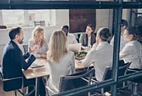 Dentsu est le premier groupe de com' certifié Great Place to  [...]