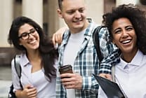 Pourquoi s'orienter en école de commerce pour ses études supérieures