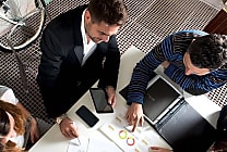 Prescripteurs et donneurs d'ordre : comment les métiers participent au processus achat ?