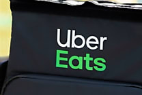 Uber Eats poursuit ses engagements environnementaux de 2020 en  [...]