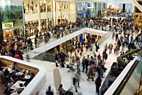 Les émeutes font drastiquement baisser la fréquentation en magasin
