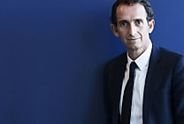 Alexandre Bompard prend la présidence de la Fédération du Commerce et de la Distribution