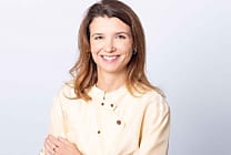 « J'ai envie d'installer un nouveau standard d'agence en France »