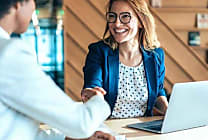 Goodies d'entreprise : comment les utiliser pour améliorer la relation client ?