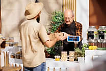 Comment MEDIAPOSTE accompagne les commerçants pour améliorer  [...]