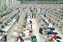 Les marques de prêt-à-porter s'allient pour décarboner leurs  [...]